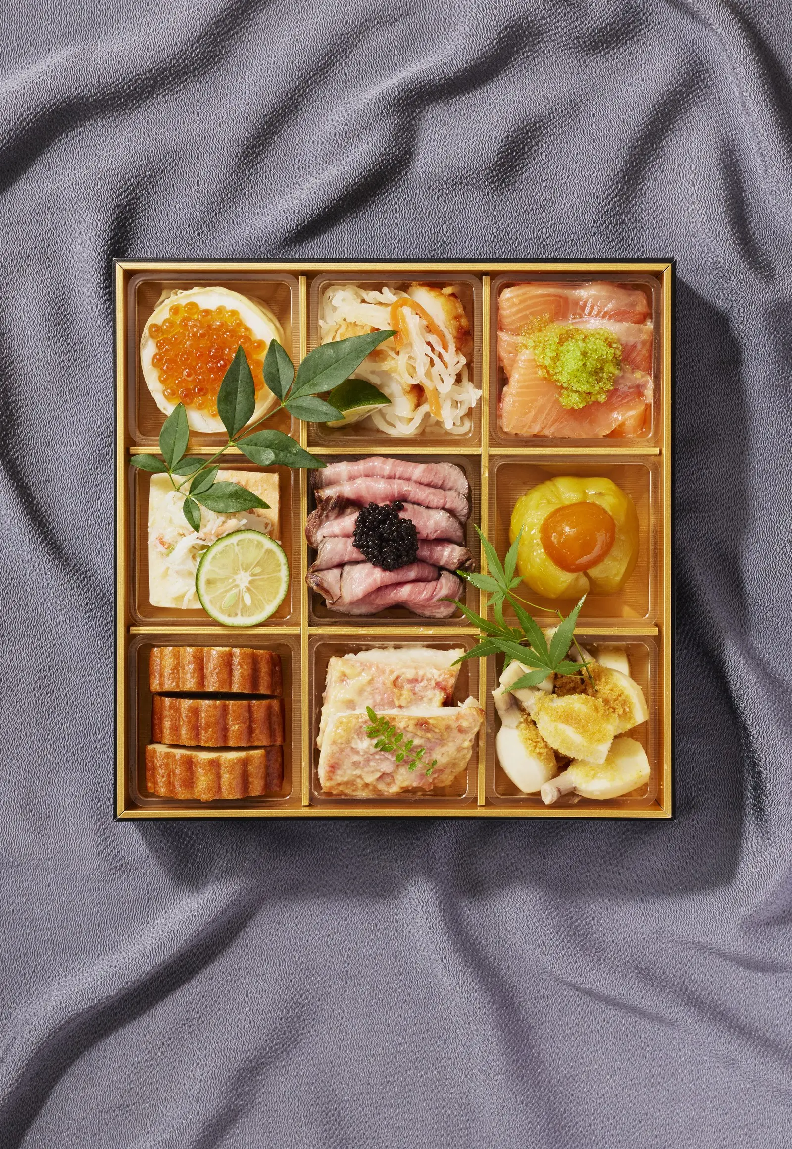 弐の重の写真。番号は下のお品書きに対応しています